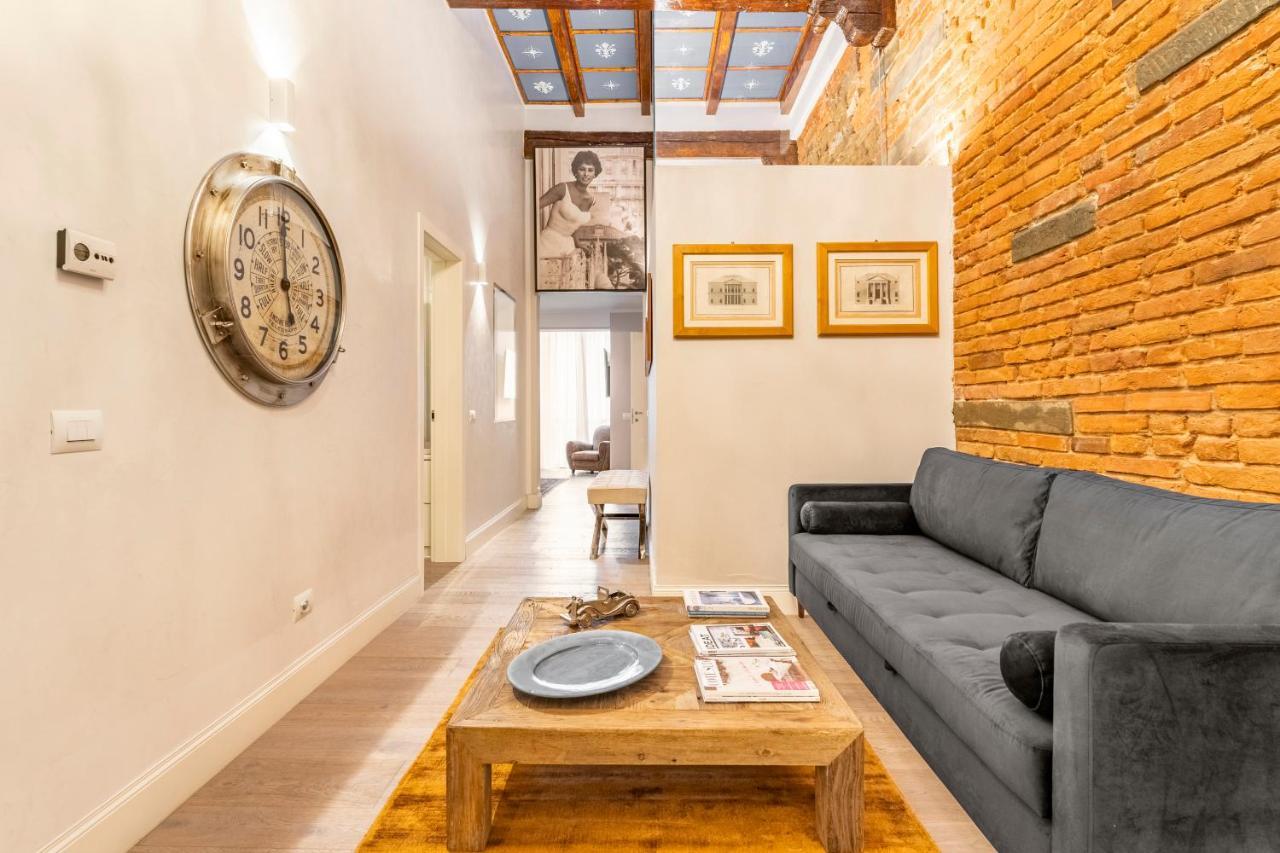 Art Apartment Luxury Sofia Suite Firenze Bagian luar foto