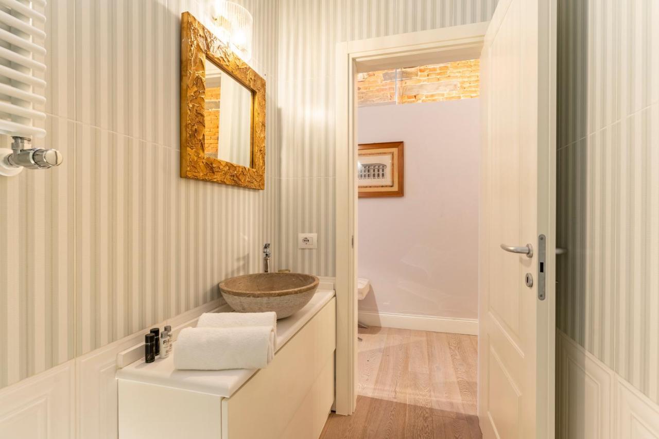 Art Apartment Luxury Sofia Suite Firenze Bagian luar foto